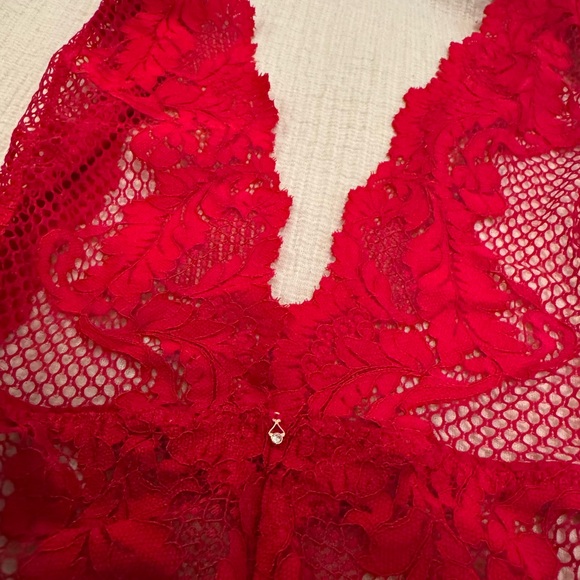 Le Mystere NWT Lace Halter Lingerie Bodysuit - Picture 4 of 7